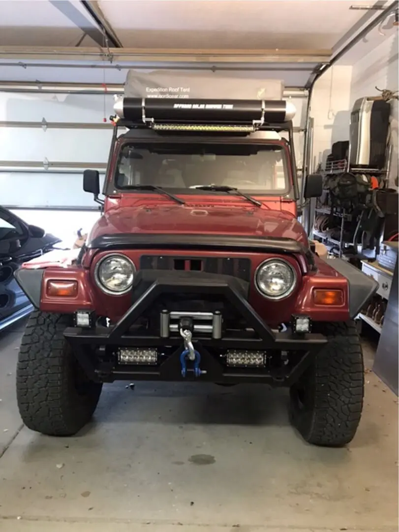 A racing jeep with solar tank